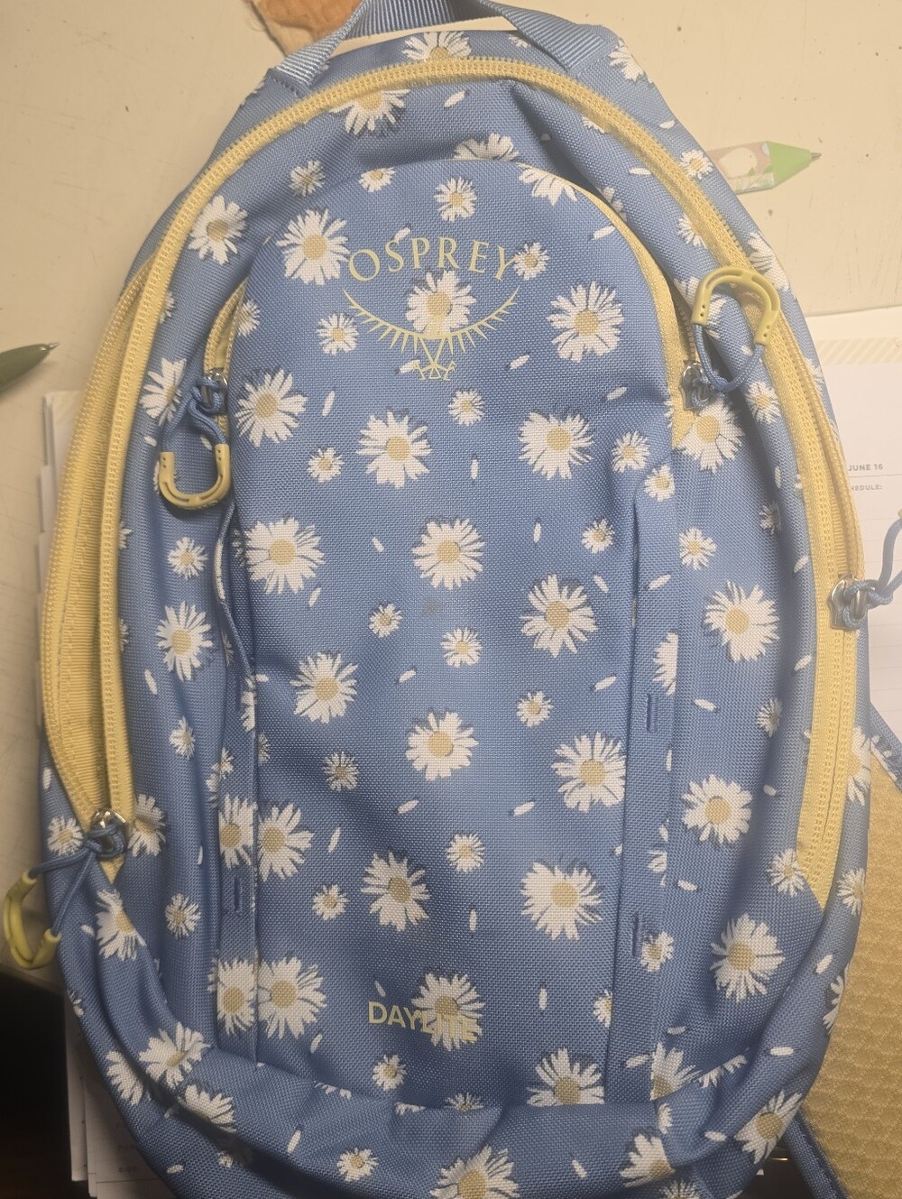 OSPREY Daylite Backpack in Blue Daisy Print with Yellow Accents - Picture 2 of 6